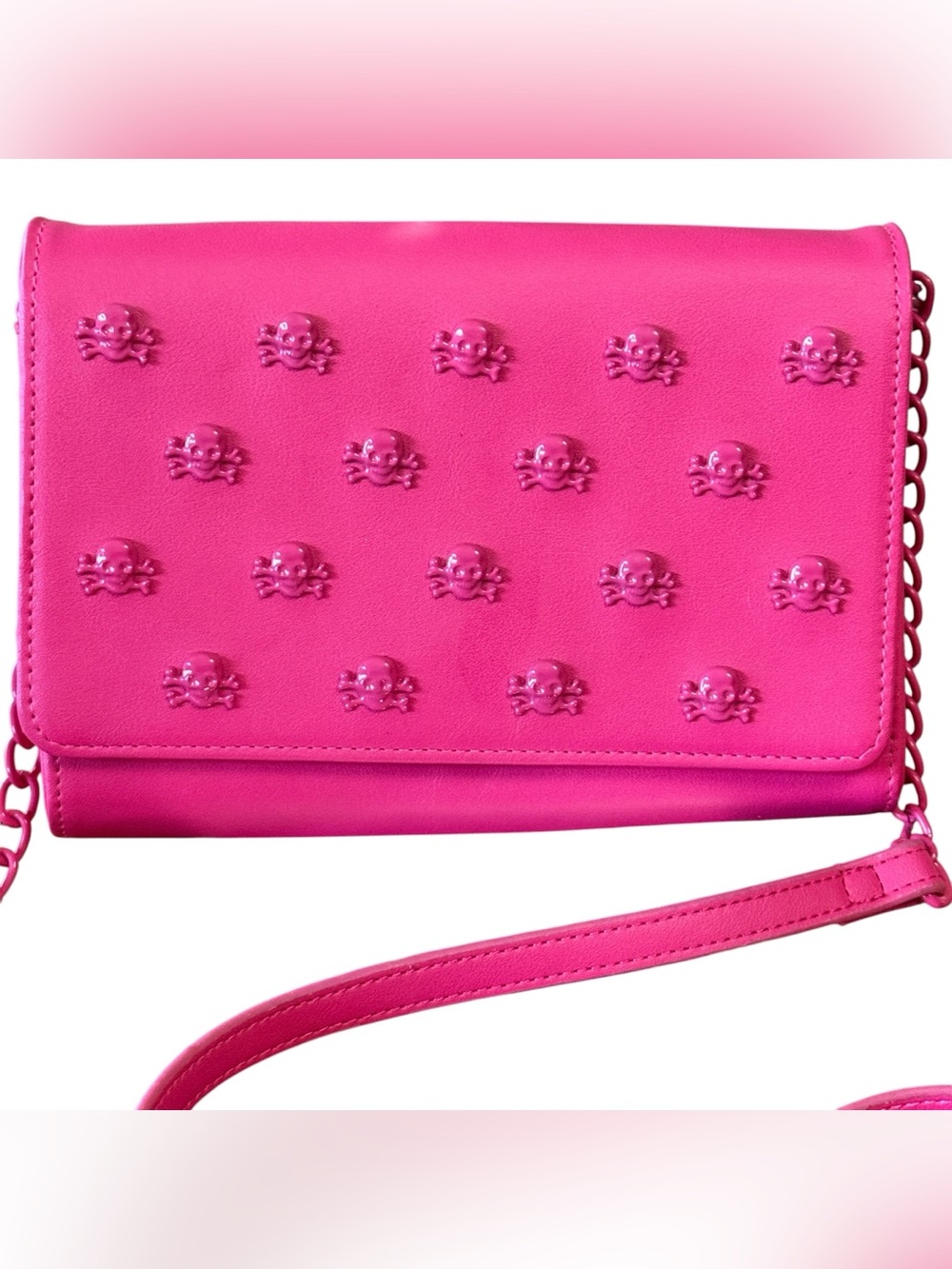 Betsey Johnson XOSYBIL Studded Skull Crossbody Front Flap Matching Chain Strap - Picture 2 of 11